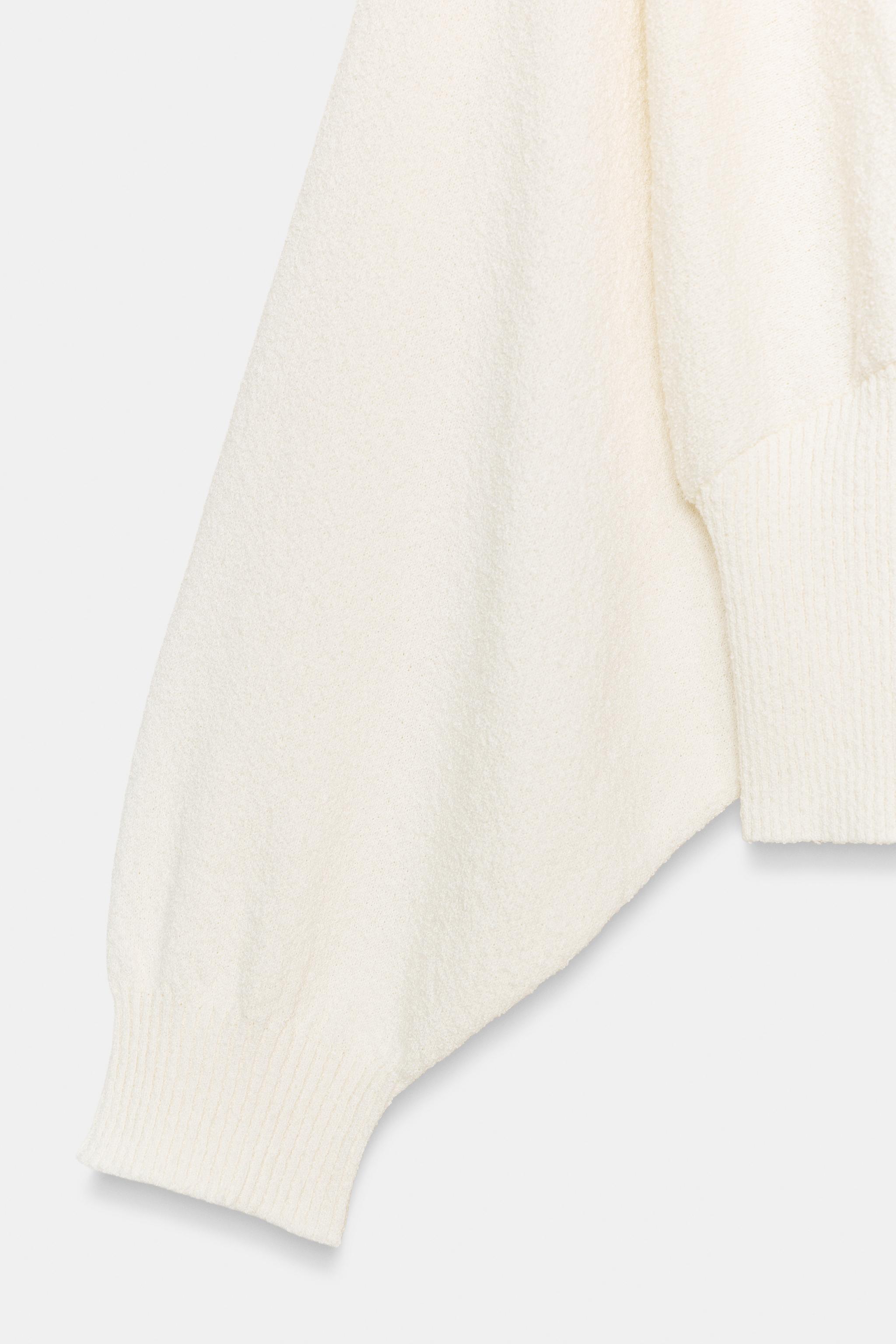 BATWING SLEEVE JUMPER